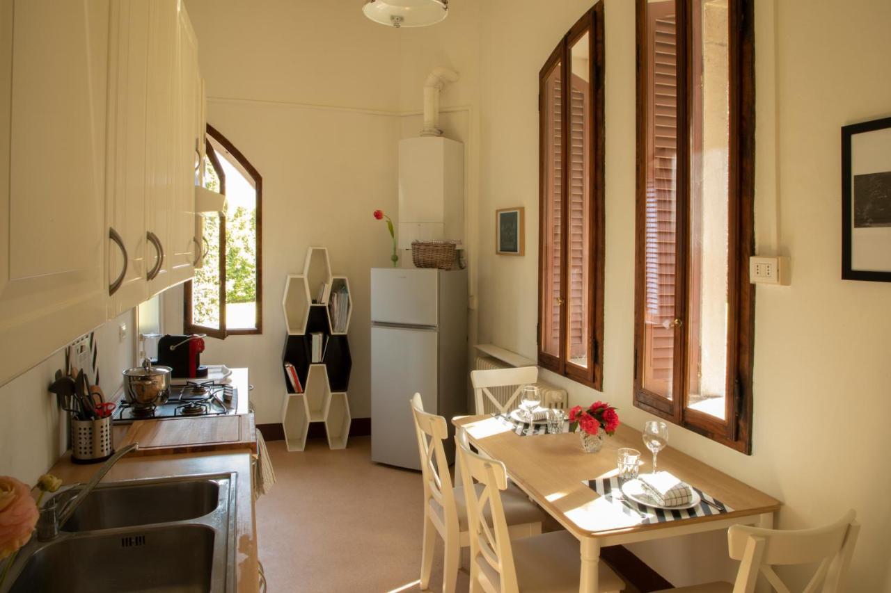 Apartmán Villino Liberty Cernobbio Exteriér fotografie