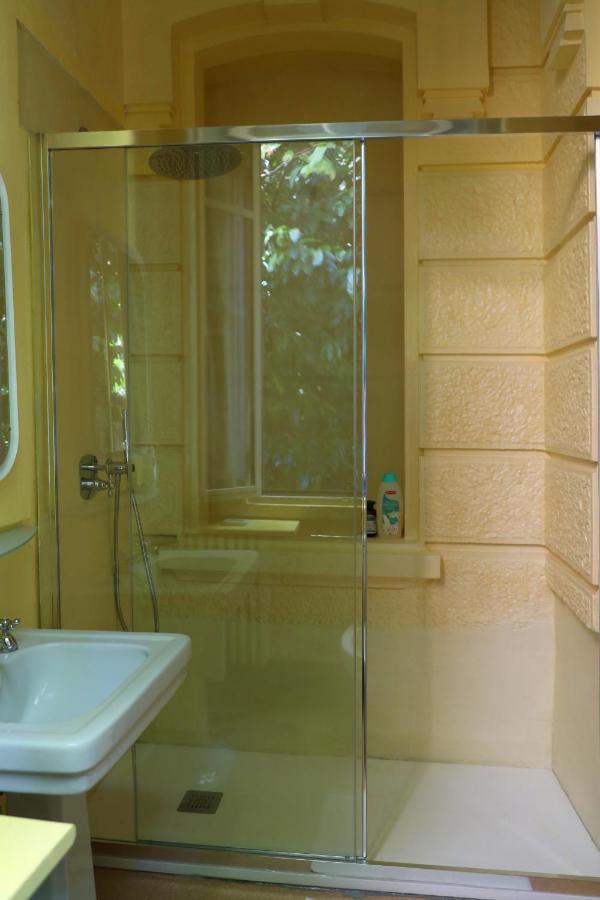 Apartmán Villino Liberty Cernobbio Exteriér fotografie
